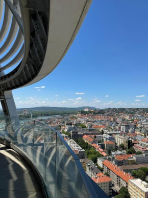 Skypark 1 with free parking